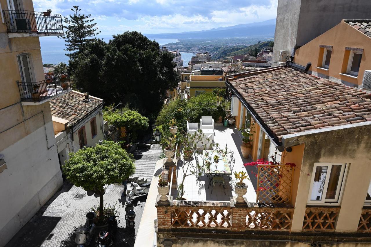 Paradisea Taormina Theatre Exterior photo
